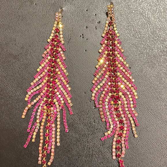 Earrings - Picture 1 of 2